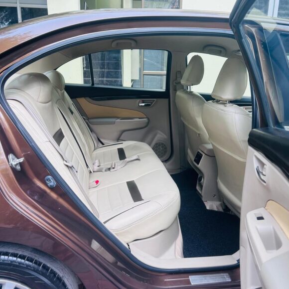 WhatsApp Image 2025-12-03 at 8.09.44 PM (1)